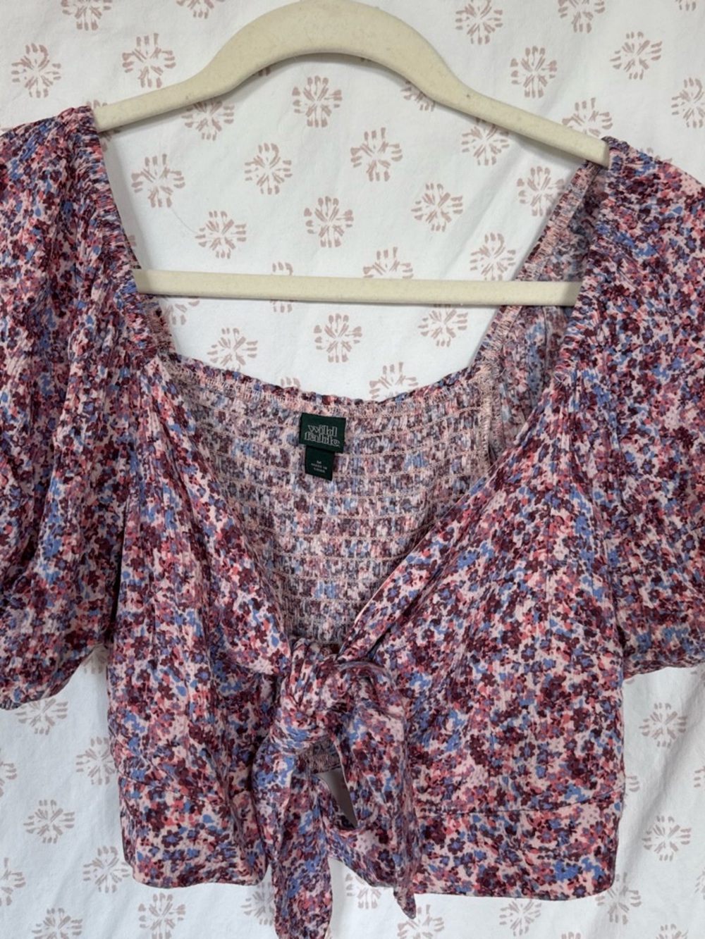 wild fable Pink Floral Tie-Front Puff Sleeve Crop Top
